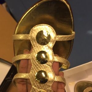 Gold Sandals!! Shoe Style Rotterdam